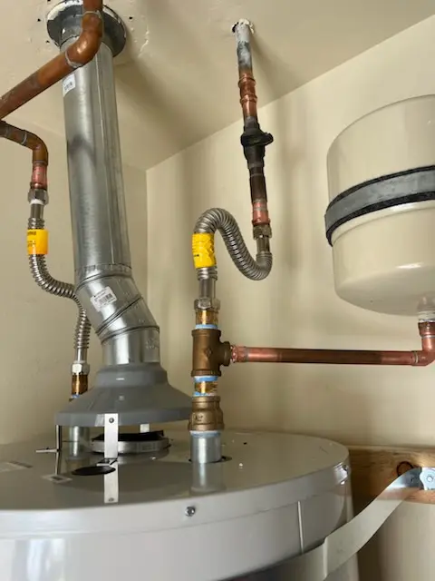 Water heater installation and plumbing repair in Kenridge